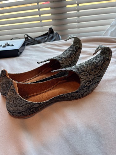 Antiche scarpe arabe - antiche,