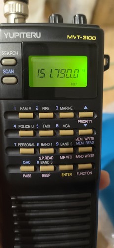 Yupiteru mvt 3100 - yupiteru, mvt-3100