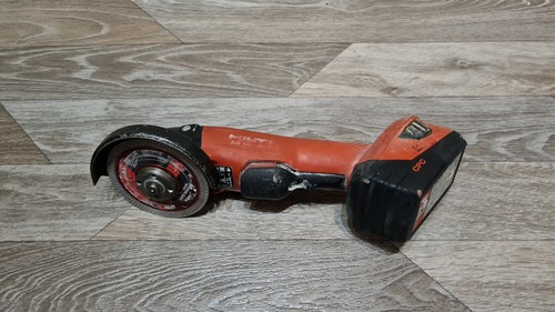 Smerigliatrice angolare senza