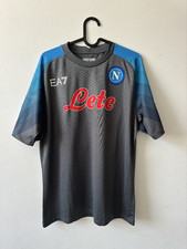 MAGLIA DEL NAPOLI INDOSSATA E FIRMATA DI LOBOTKA NELL ANNO DELLO SCUDETTO 2023