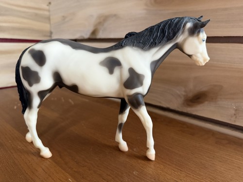Cavallo tradizionale dipinto