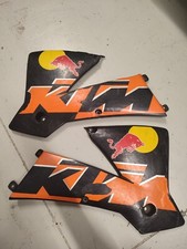 CONVOGLIATORI RADIATORI NERI/KTM EXC 125 2004