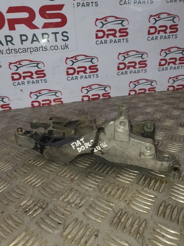 Supporto montaggio motore - montaggio,