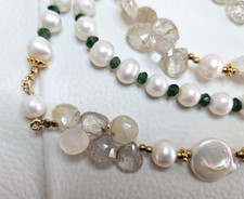 Collana in perle, smeraldi e quarzo rutilato naturali
