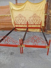 COPPIA LETTI SINGOLI FERRO A RICCIOLI ROSSI - ANCHE MATRIMONIALE - 1960 EMILIA