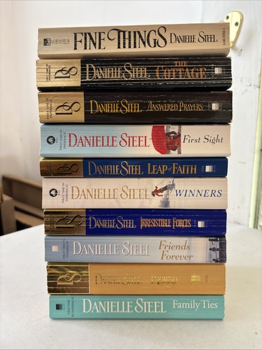 Lot danielle steel - -,
