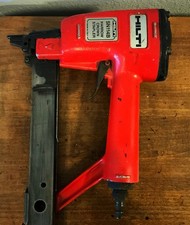 HILTI SN114B Cucitrice ad