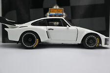 Exoto 1/18 Porsche 934 RSR
