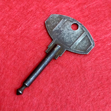 Chiave chiodo auto - chiodo, epoca