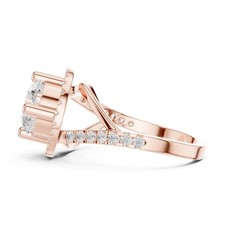 Magnifico anello con diamanti