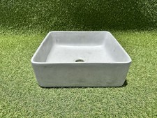 LAVELLO IN CEMENTO FATTO A