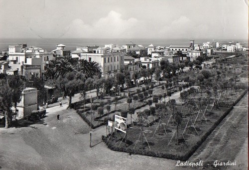 Ladispoli giardini - ladispoli, giardini-