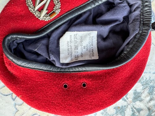 Lotto baschi cappelli varia - e,