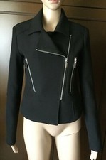 Jacket with zip pockets
