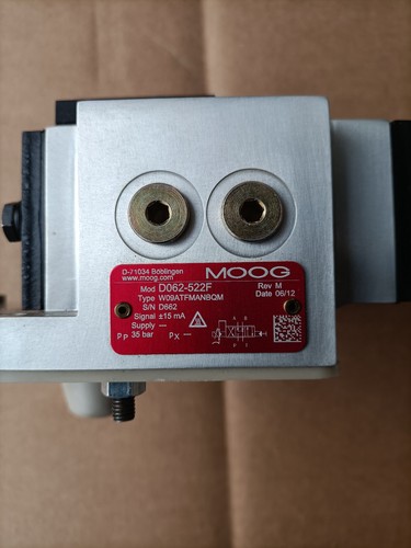 Moog d062 522f servo - servo, valve