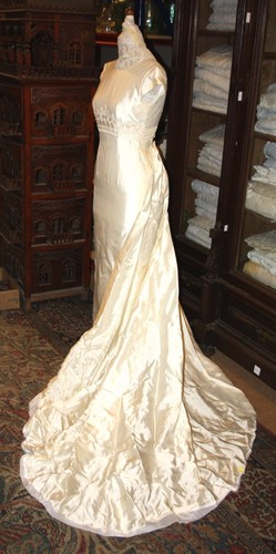 Dress vovia pronovias silk - vovia,