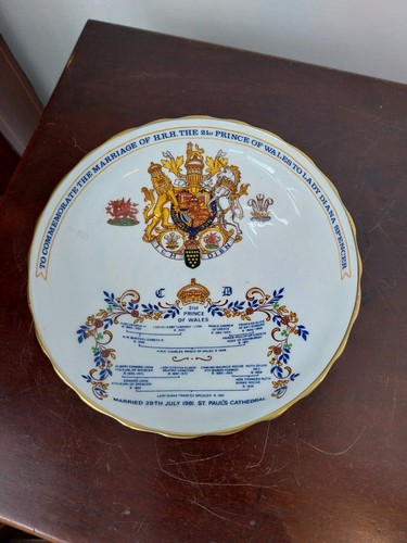 1981 aynsley ciotola - 1981, piatto