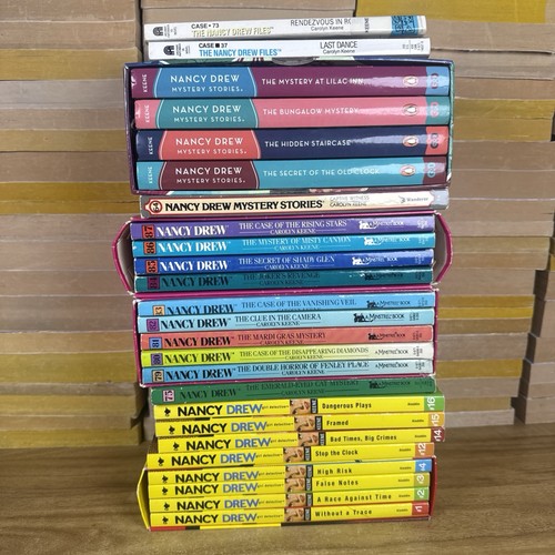 Lot nancy drew - lot,