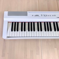 YAMAHA P-121 Pianoforte
