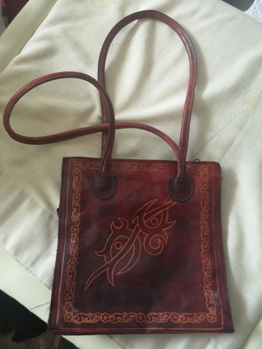 Borsa cuoio incisa mano - in,