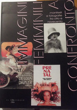 Manifesti e fotografie tra