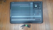 Mixer analogico YAMAHA MGP24X