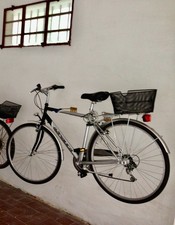 Bicicletta passeggio uomo  bianco e nera più rapporti, usata pochissimo