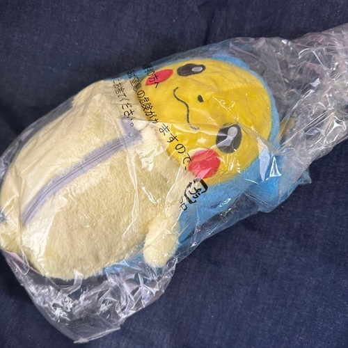 Pokemon pikachu lapras - pikachu,