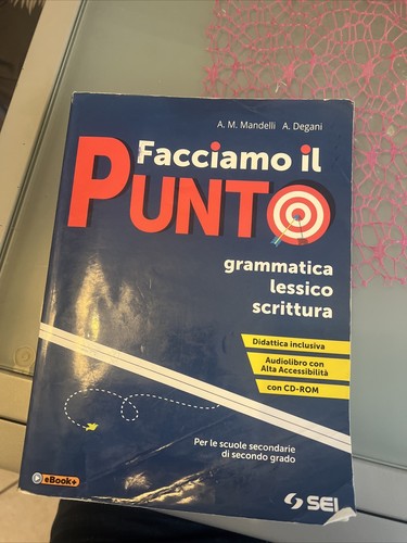 Libro per scuola superiore - libro,