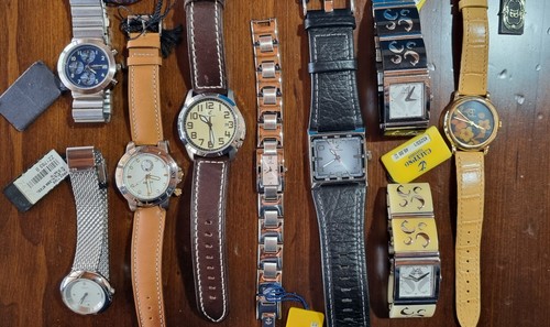 Stock orologi per ricambi - stock,