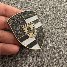 Nuovo Emblema Porsche 992