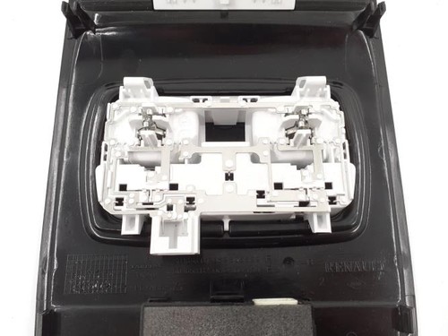 Luce cortesia renault clio - renault,