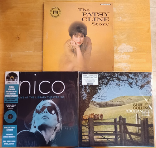 Lot vinyl albums - of,