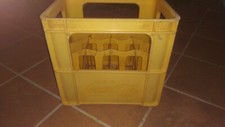 Cassa in plastica giallo Coca Cola vintage modernariato difetti collezione 