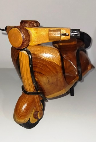 Vespa artigianale legno - in,