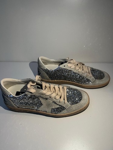 Golden goose - golden,