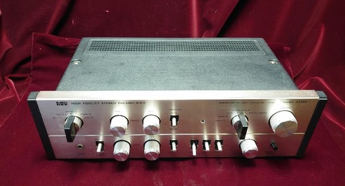 Preamplificatore valvolare
