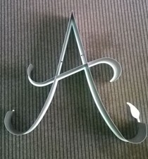 LIBRERIA porta CD DVD design FERRO . Realizzazioni Personalizzate . 902