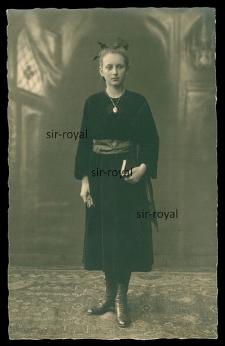 Ulm 1922 ragazza emilia in - ulm,