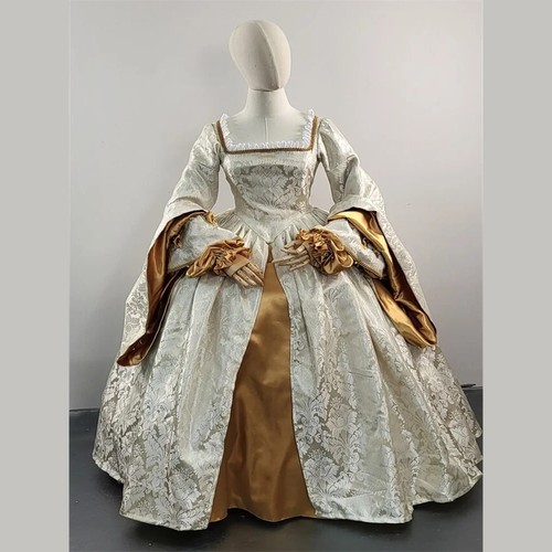 Costume cosplay rinascimentale