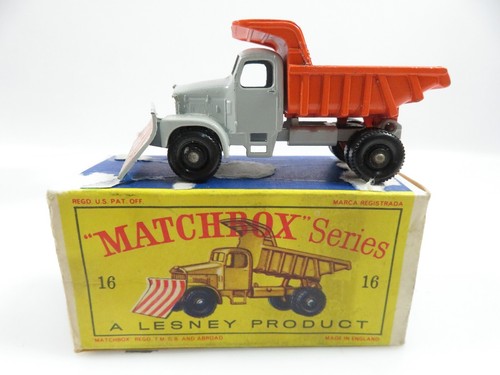 Matchbox lesney scamel - lesney, 16