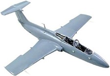 AvantGarde Aero L-29 Delfin