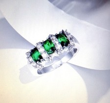 1,50 CT. ANELLO TRILOGY ORO