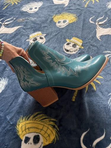 Stivaletti donna stile western