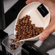 Bilancia espresso Falcon Peak Design per pesatura precisa e minime fuoriuscite