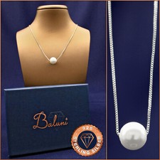 Collana con ciondolo di perle