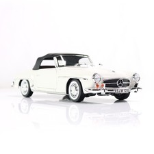 Modellino auto 1:18 190 SL