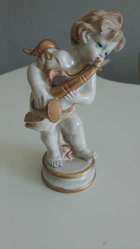 Statuina vintage sopra mobile - statuina,