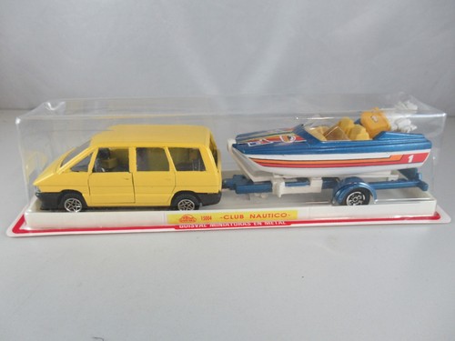 Guisval 15004 renault - 1:43,