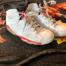 Nike Air Jordan 6 VI Retro